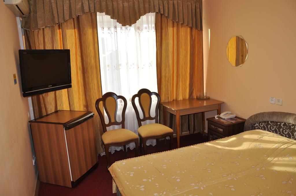 Hotel Cooperator Kijów Zewnętrze zdjęcie