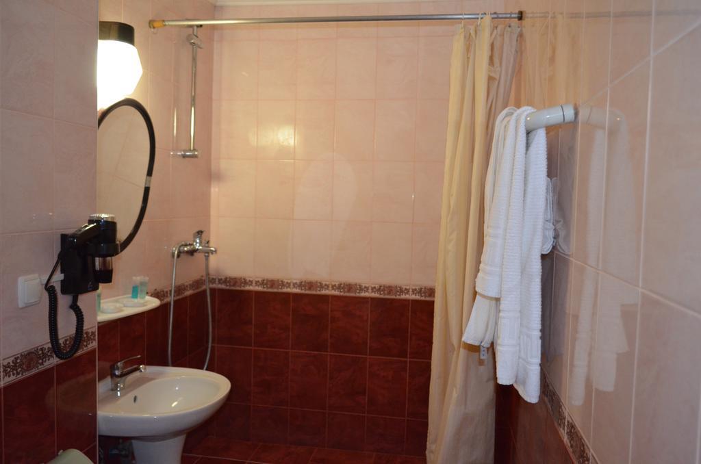 Hotel Cooperator Kijów Zewnętrze zdjęcie